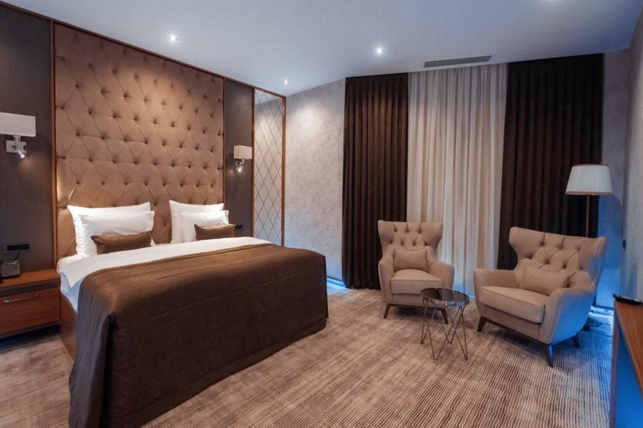 Midtown Hotel Baku Ngoại thất bức ảnh
