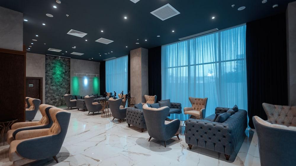 Midtown Hotel Baku Ngoại thất bức ảnh