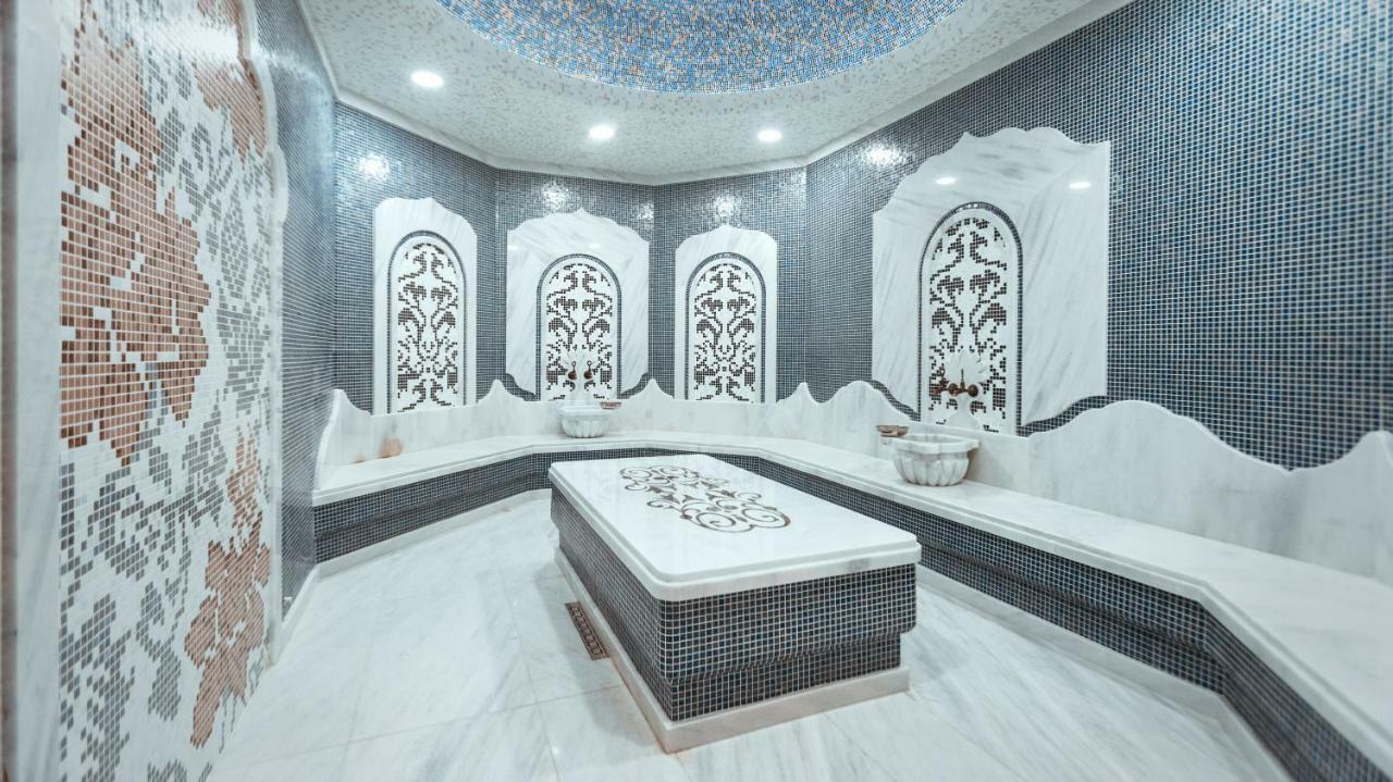 Midtown Hotel Baku Ngoại thất bức ảnh